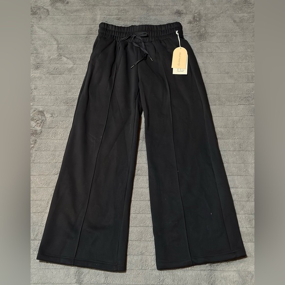 Blogilates Women's Travel Trouser High-Rise Wide Leg Sweatpants - Picture 6 of 8